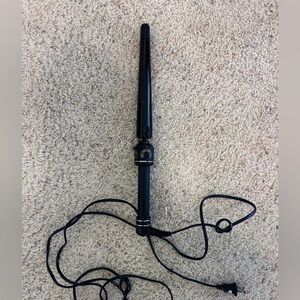 Hot Tools tapered Black Curling Wand